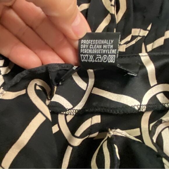 ETCETERA Black and Cream Silk Stretch Blouse - Picture 5 of 5